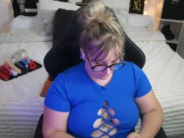 Bongacams Sex Chat of ElvinnaLaFrancaise