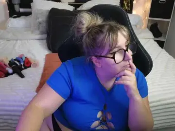 Bongacams Free Porn Cam of ElvinnaLaFrancaise