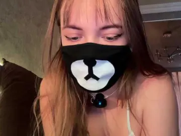 Bongacams Watch Live Sex Cams of -Summer-