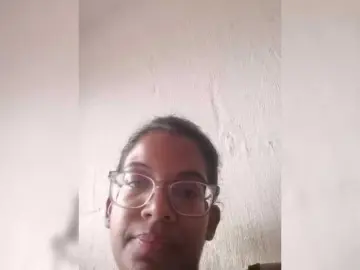 Bongacams Nude Webcam of IndianBeaut