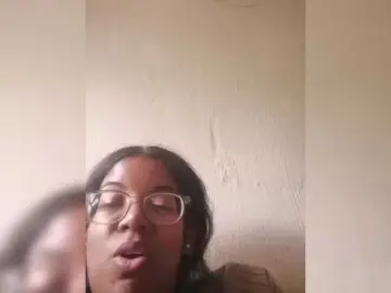 Bongacams Live Sex Cam of IndianBeaut