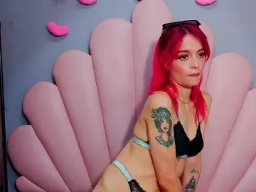 Bongacams Best Webcam of LUCYMILLER