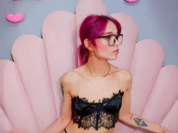 Bongacams Live Sex Cam of LUCYMILLER