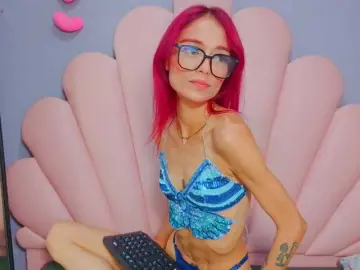 Bongacams Free Porn Cam of LUCYMILLER