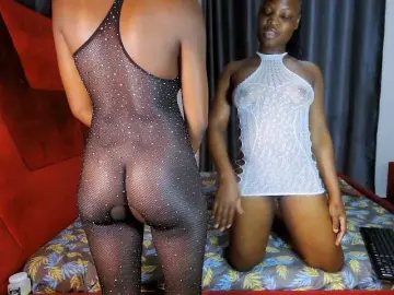 Bongacams Sex Cam of Queenbees