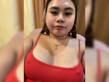 Bongacams Free Live Porn of Urasianladyfox2xx