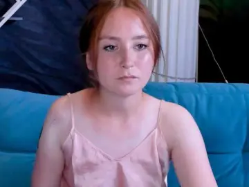 Bongacams Watch Live Sex Cams of EvaHoward