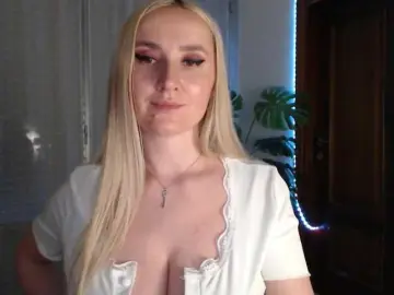 Bongacams Watch Live Sex Cams of Alina-Lovely