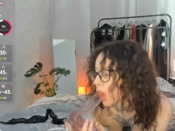 Bongacams Free Porn Cam of BeccaWhite