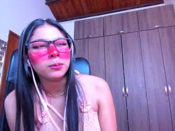 Bongacams Live Porn of ALYSSON18