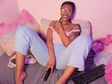 Bongacams Adult Webcam of CarolineS