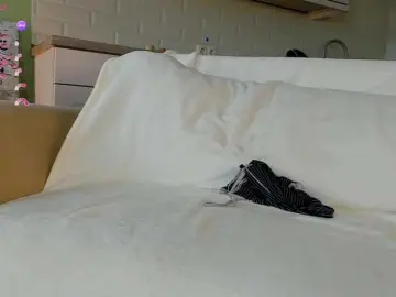 Bongacams Watch Live Sex Cams of SweetyKissy