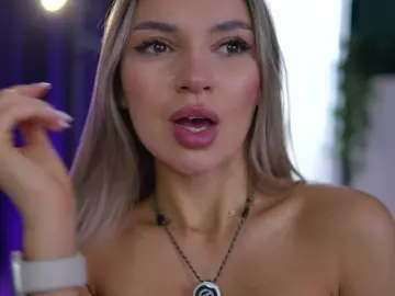 Bongacams Watch Live Sex Cams of ArtTeasee