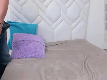 Bongacams Live Sex Cam of mylittlewhore18