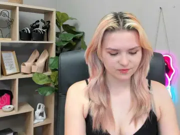 Bongacams Watch Live Sex Cams of SweetLilyxo