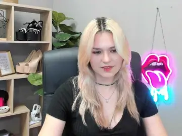 Bongacams Nude Webcam of SweetLilyxo