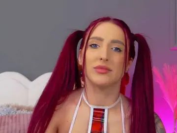 Bongacams Best Webcam of CrystalRed