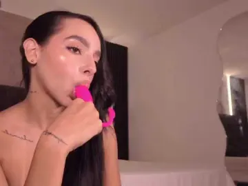 Bongacams Best Webcam of ValentinaMilan