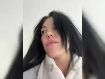 Bongacams Free Porn Cam of MissDesire