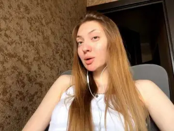 Bongacams Live Sex of MyrticeDollen