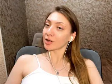Bongacams Free Porn Cam of MyrticeDollen