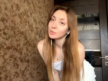 Bongacams Free Live Porn of MyrticeDollen