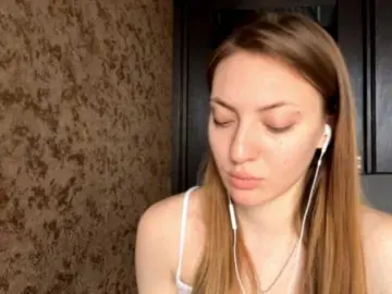 Bongacams Free Live Porn of MyrticeDollen