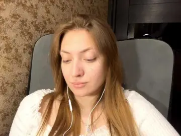 Bongacams Nude Webcam of MyrticeDollen