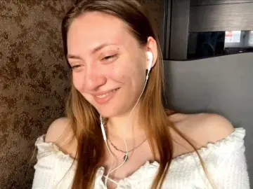 Bongacams Free Porn Cam of MyrticeDollen