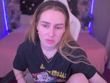 Bongacams Watch Live Sex Cams of DivineJass