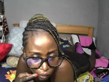 Bongacams Live Sex Cam of Pettite-Diofa