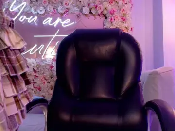 Bongacams Sex Cam of ViolettCastel