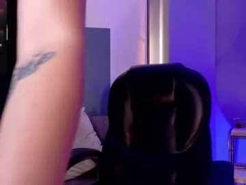 Bongacams Sex Cam of ViolettCastel