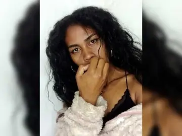 Bongacams Adult Webcam of MiaTsoa