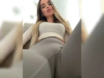 Bongacams Nude Webcam of LedyMiya
