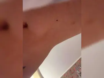 Bongacams Sex Cam of LedyMiya