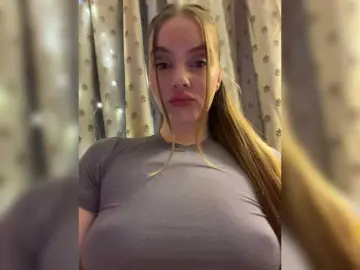 Bongacams Nude Webcam of Natalymoodhot