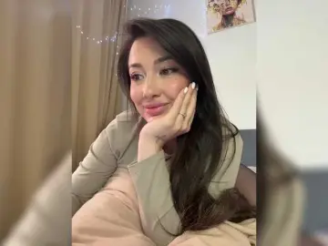 Bongacams Live Sex Cam of BettyBoom13