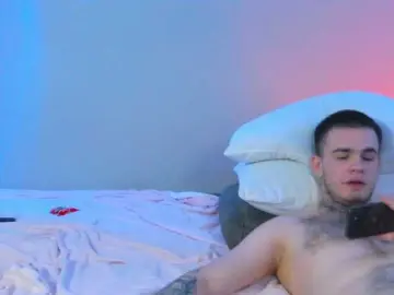 Bongacams Watch Live Sex Cams of Brenden0Sati