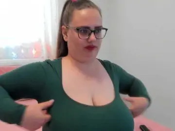 Bongacams Best live sex cam show of amiravyxen