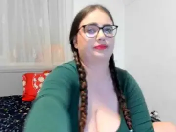 Bongacams Watch Live Sex Cams of amiravyxen