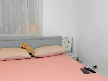 Bongacams Watch Live Sex Cams of amiravyxen