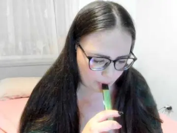 Bongacams Live Sex Cam of amiravyxen