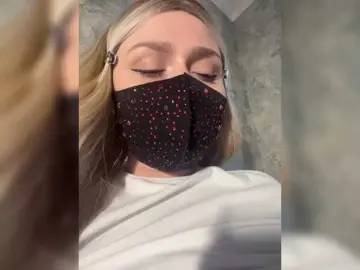 Bongacams Free Porn Cam of miminika-ice