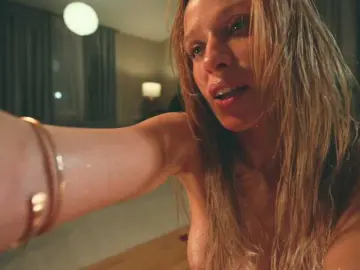 Bongacams Adult Webcam of HEYBANANA