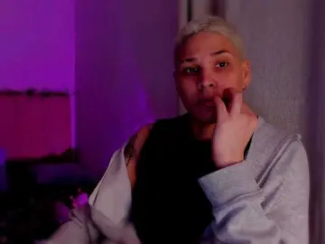 Bongacams Nude Webcam of LauraR