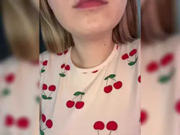 Bongacams Live Sex of Peach--Alice