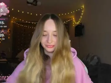 Bongacams Live Sex Cam of Polikinesis