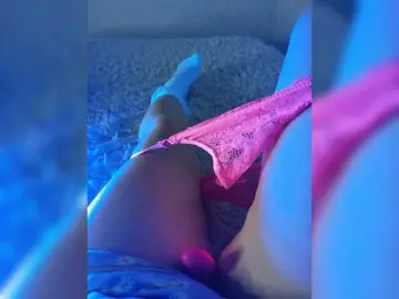 Bongacams Adult Webcam of amazingtits-5D