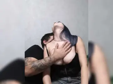 Bongacams Live Sex Cam of LOVELYTWINS